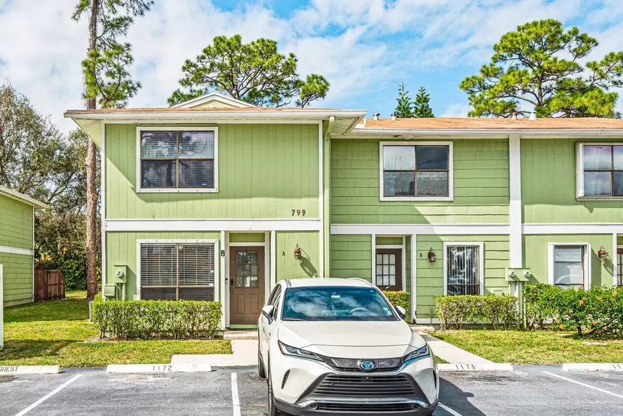 799 Hill DR A, West Palm Beach, FL 33415