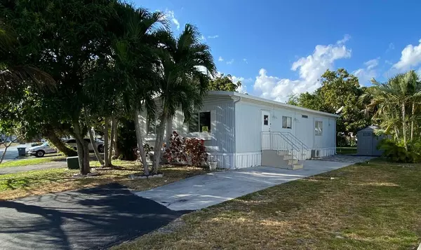 2209 NW 22th WAY, Boynton Beach, FL 33436