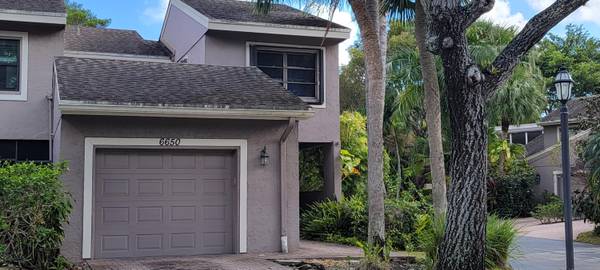 6650 Thornhill CT, Boca Raton, FL 33433