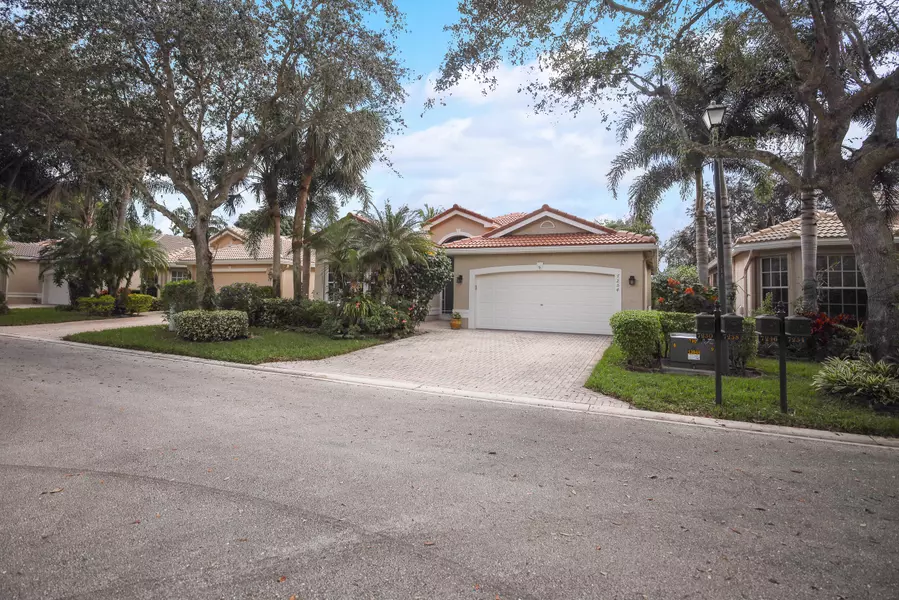 7254 Wailea AVE, Boynton Beach, FL 33437