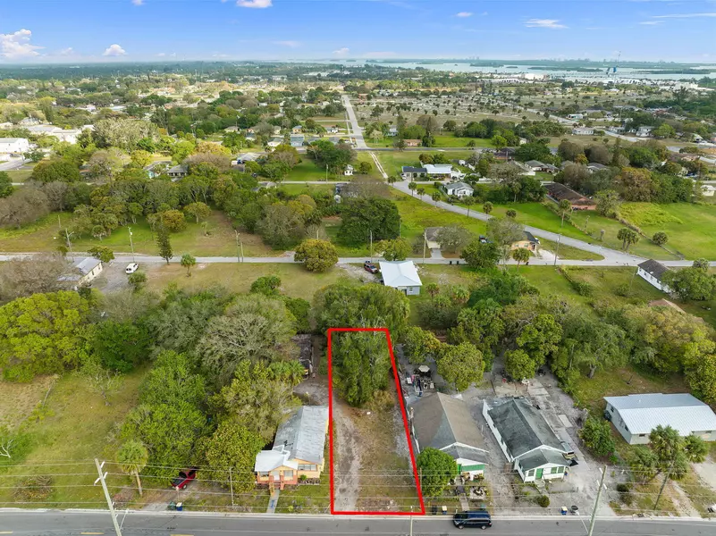 1120 Avenue E, Fort Pierce, FL 34950
