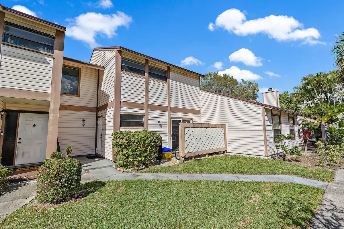 Jupiter, FL 33458,100 Sherwood CIR 20c