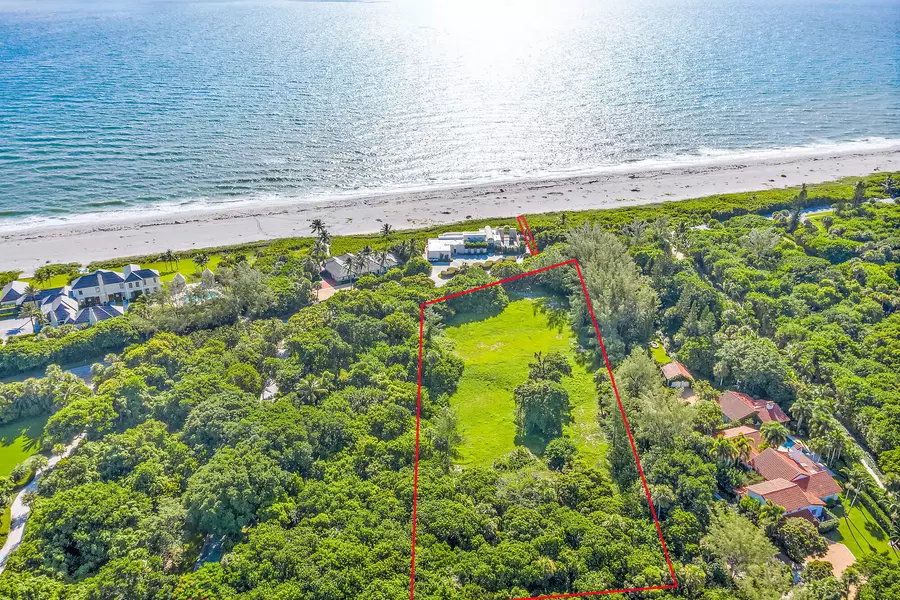 302 S Beach RD, Hobe Sound, FL 33455