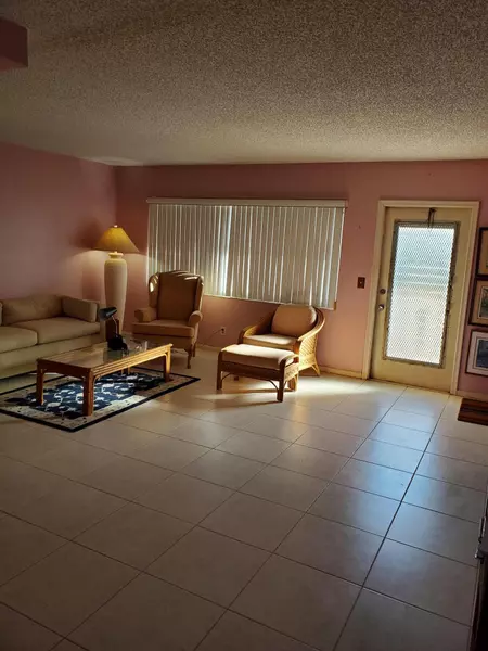 West Palm Beach, FL 33417