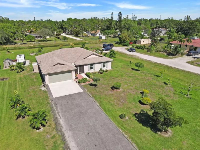 11547 N 41st CT, The Acreage, FL 33411