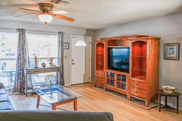 West Palm Beach, FL 33415,5590 S Shadyside CIR