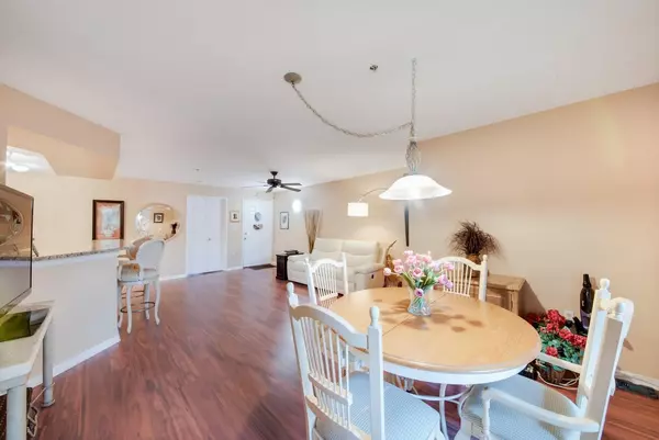 Hypoluxo, FL 33462,100 Scotia DR 303