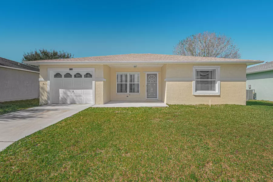 6713 Tulipan, Fort Pierce, FL 34951