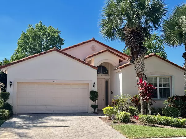 227 NW Chorale WAY, Port Saint Lucie, FL 34986