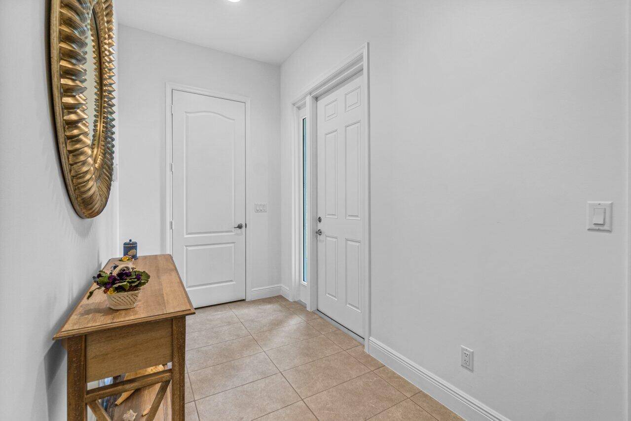 Jupiter, FL 33458,6855 4th ST