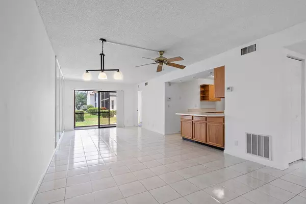 Boca Raton, FL 33431,3190 Leewood TER L104