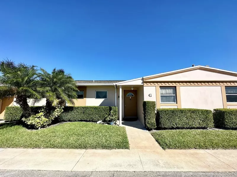 2568 E Dudley DR G, West Palm Beach, FL 33415