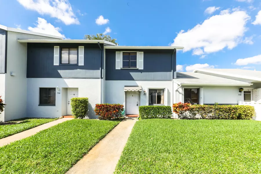 2641 W Gately DR 707, West Palm Beach, FL 33415