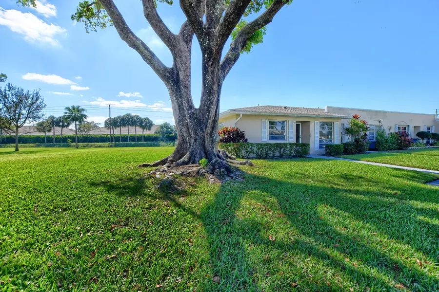 21070 Covington DR, Boca Raton, FL 33433