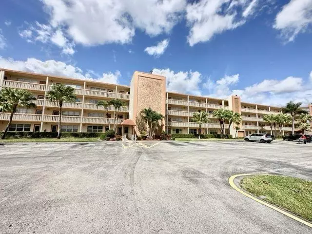 Boca Raton, FL 33434,3008 Newcastle A