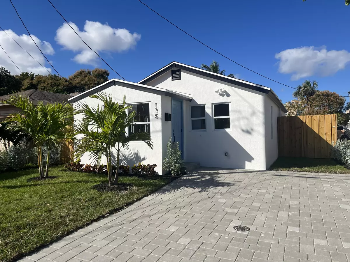 Boynton Beach, FL 33435,135 NE 11th AVE