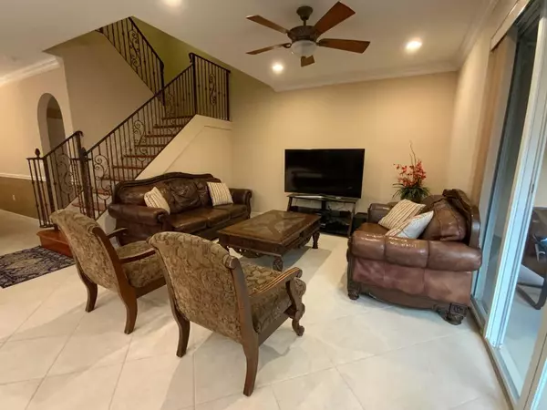 Wellington, FL 33414,9662 Wyeth CT