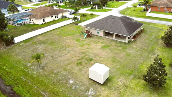 Port Saint Lucie, FL 34953,3349 SW Hill ST