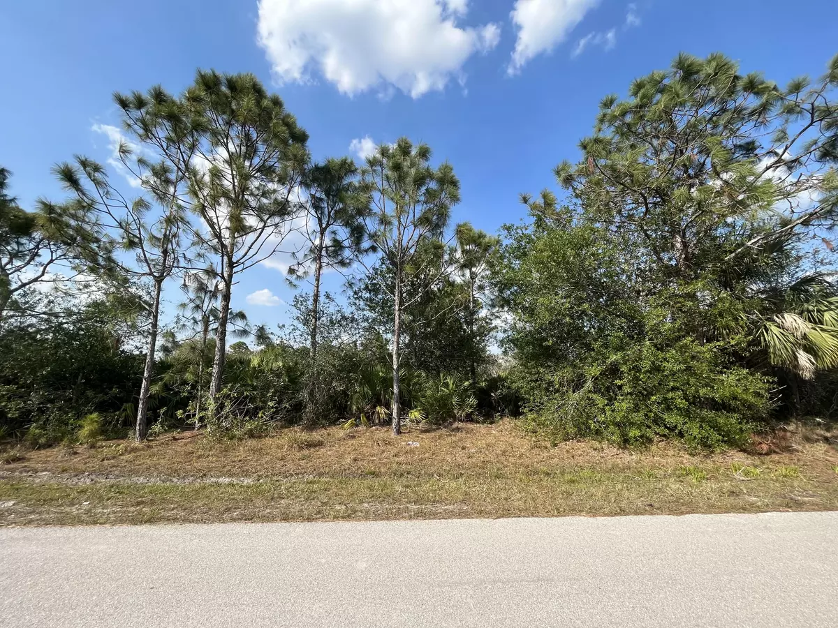 Lehigh Acres, FL 33971,3302 W 39th ST