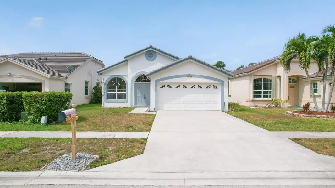 771 Lake Wellington DR, Wellington, FL 33414