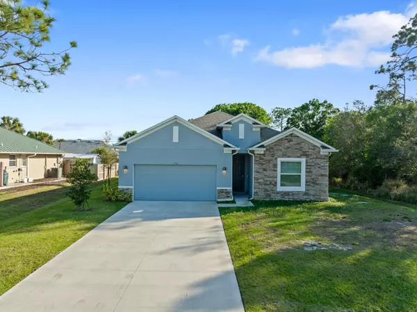 734 Rolling Hill DR, Sebastian, FL 32958