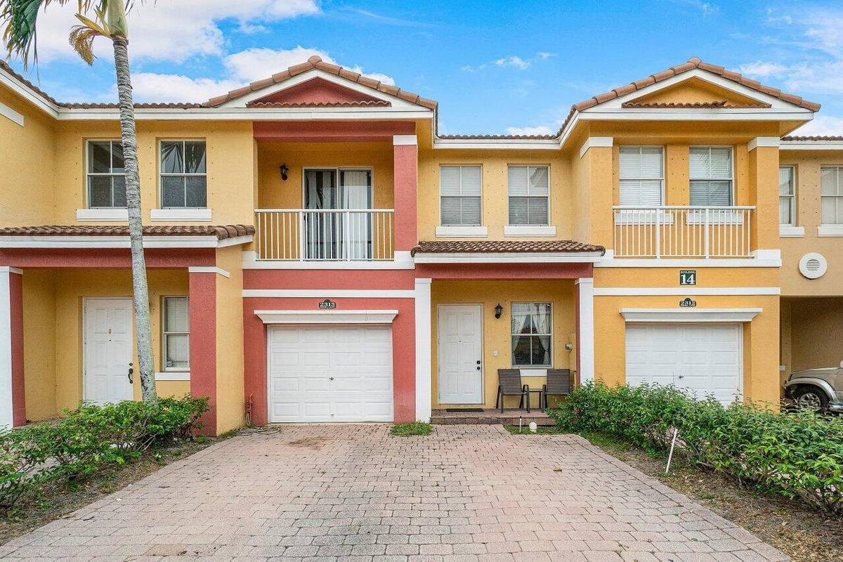 Royal Palm Beach, FL 33414,2313 Shoma LN