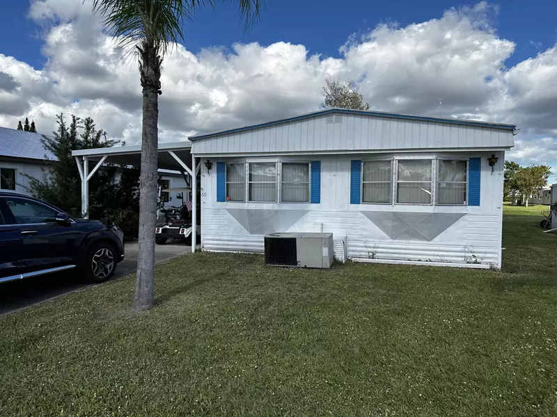 60 Del Prado ST, Port Saint Lucie, FL 34952