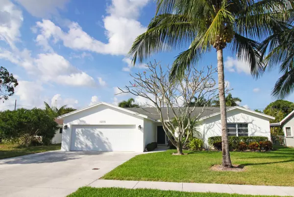 1215 SW 26th AVE, Boynton Beach, FL 33426