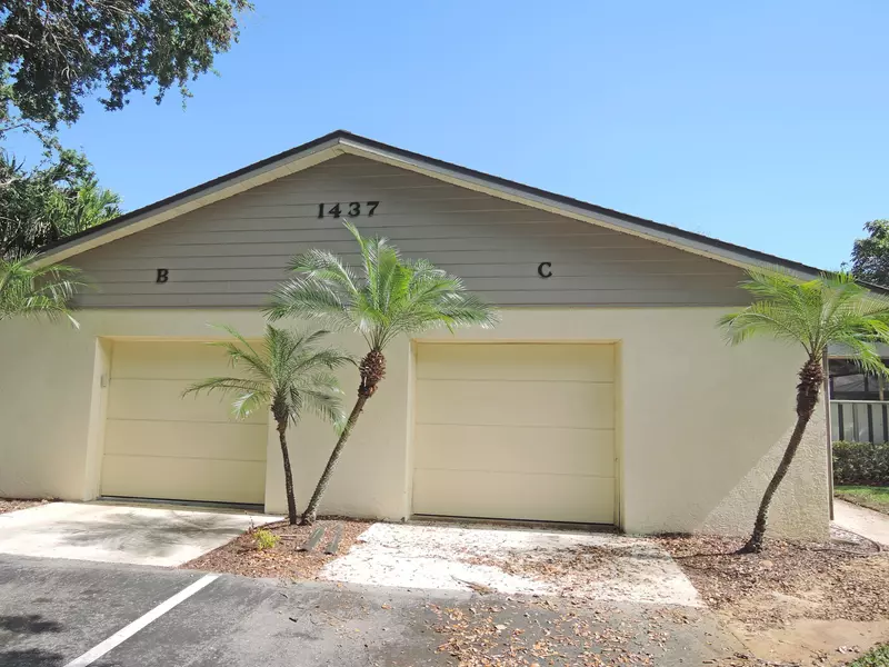 1437 Captains Walk 21-C, Fort Pierce, FL 34950