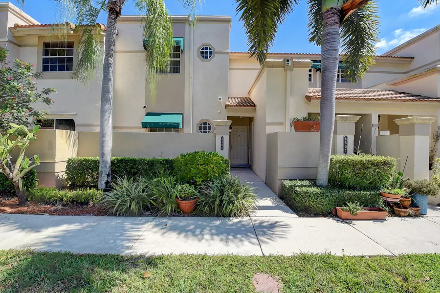 6505 Via Regina, Boca Raton, FL 33433