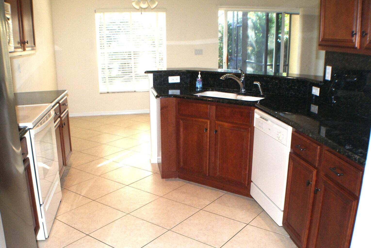 Boynton Beach, FL 33437,12024 Roma RD