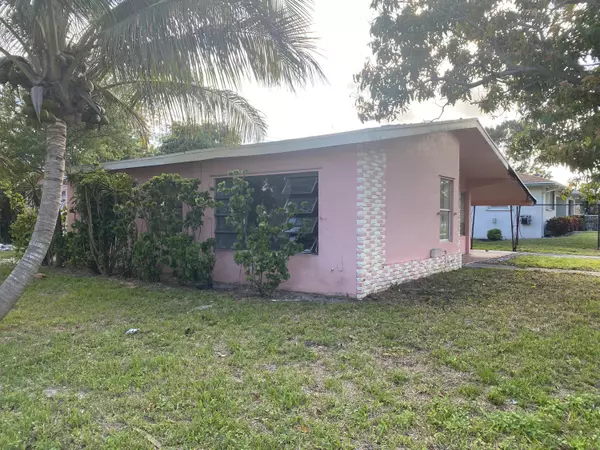 Delray Beach, FL 33444,4 SW 8th CT