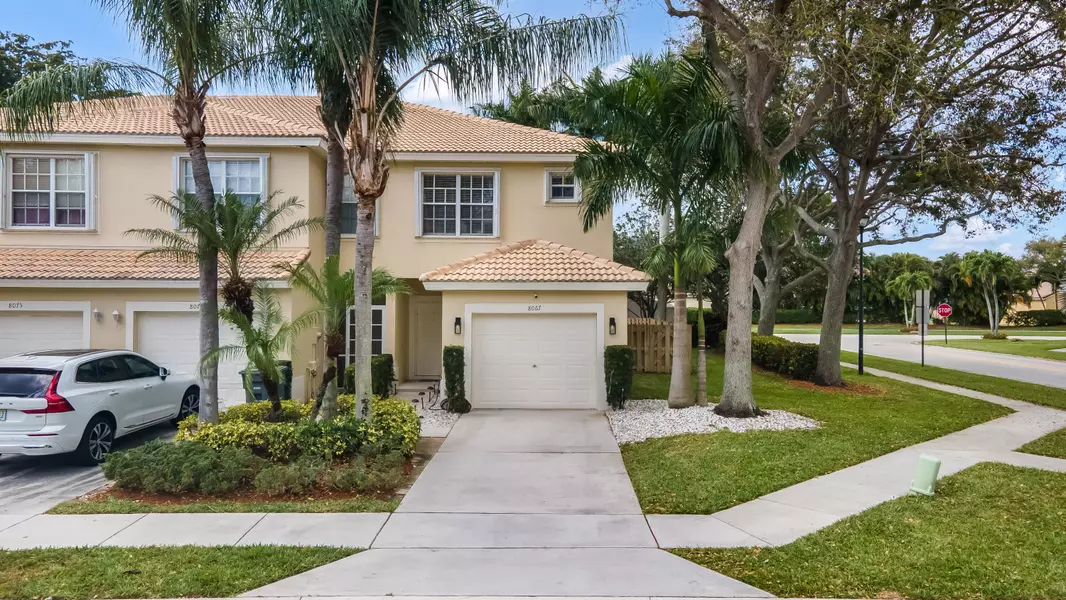 8067 Bellagio LN, Boynton Beach, FL 33472