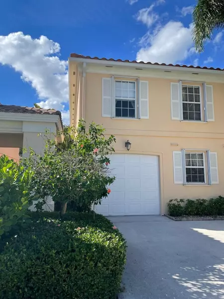 2077 Tigris Drive West, West Palm Beach, FL 33411