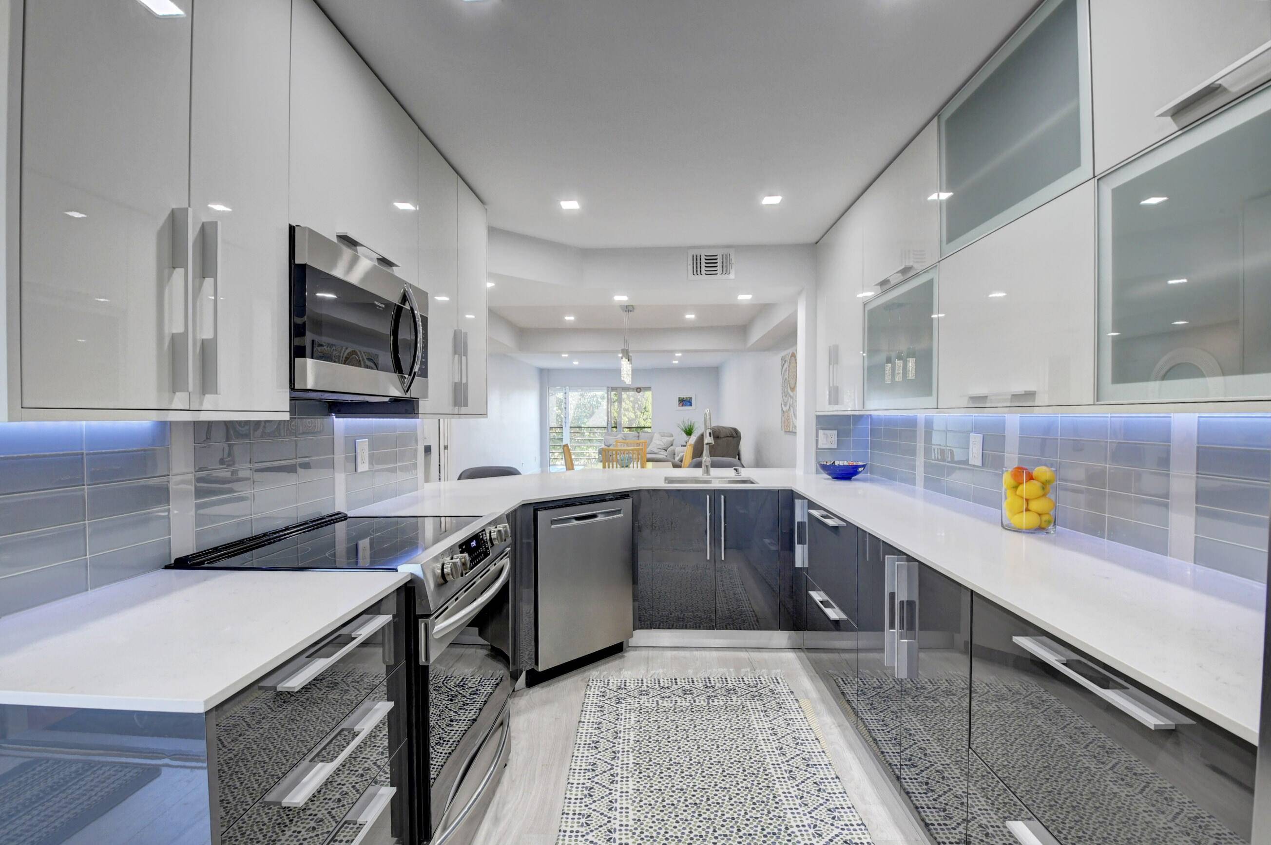 23380 Carolwood LN 307, Boca Raton, FL 33428