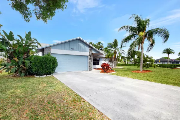 Lake Worth, FL 33467,7595 Woodland Creek LN