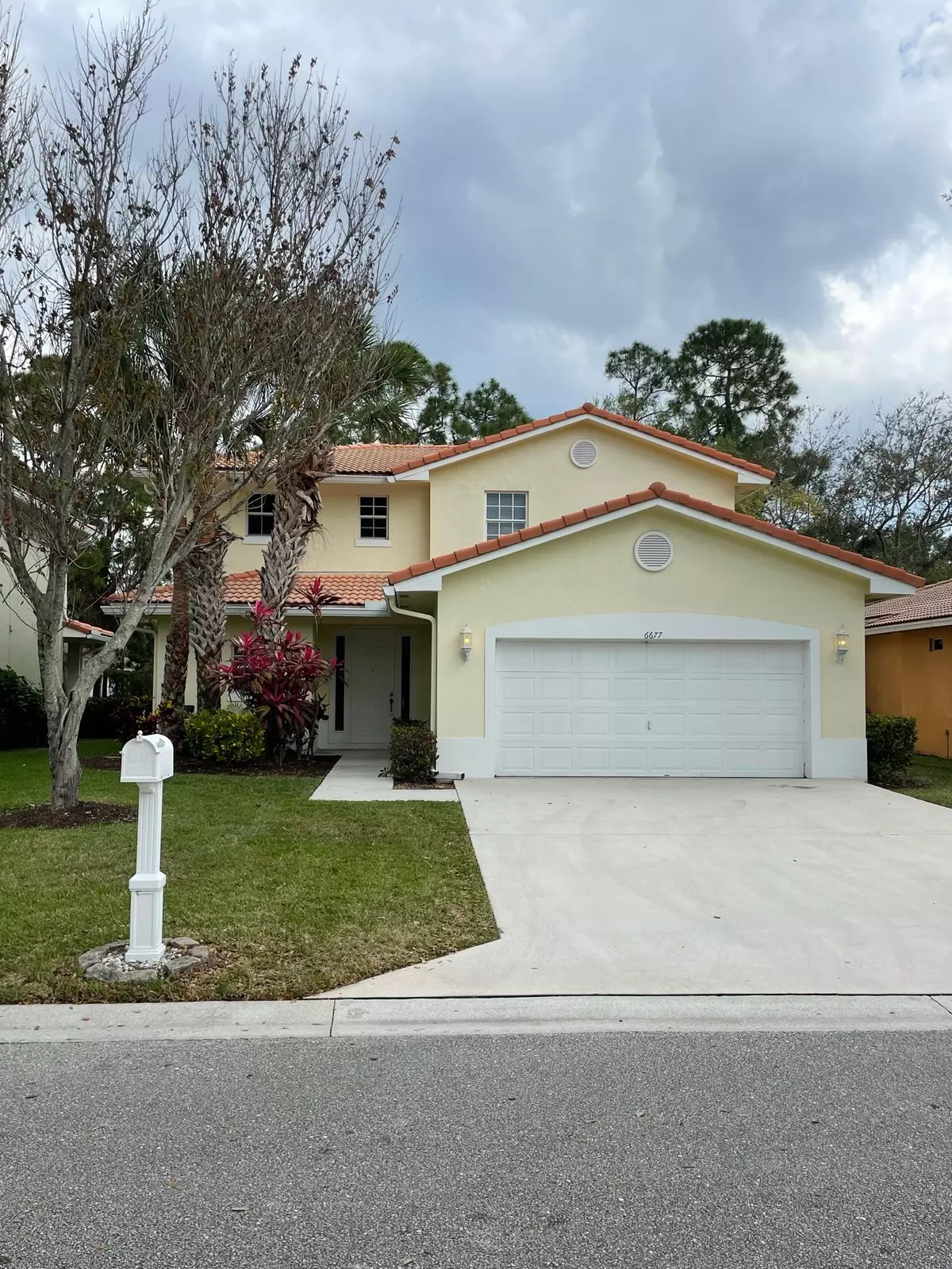 Greenacres, FL 33413,6677 Eagle Ridge DR