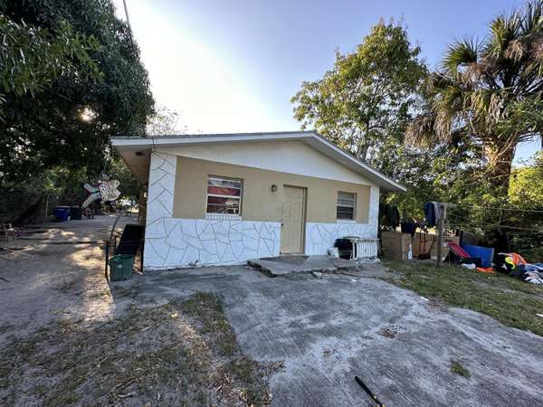 521 N 20th ST, Fort Pierce, FL 34950