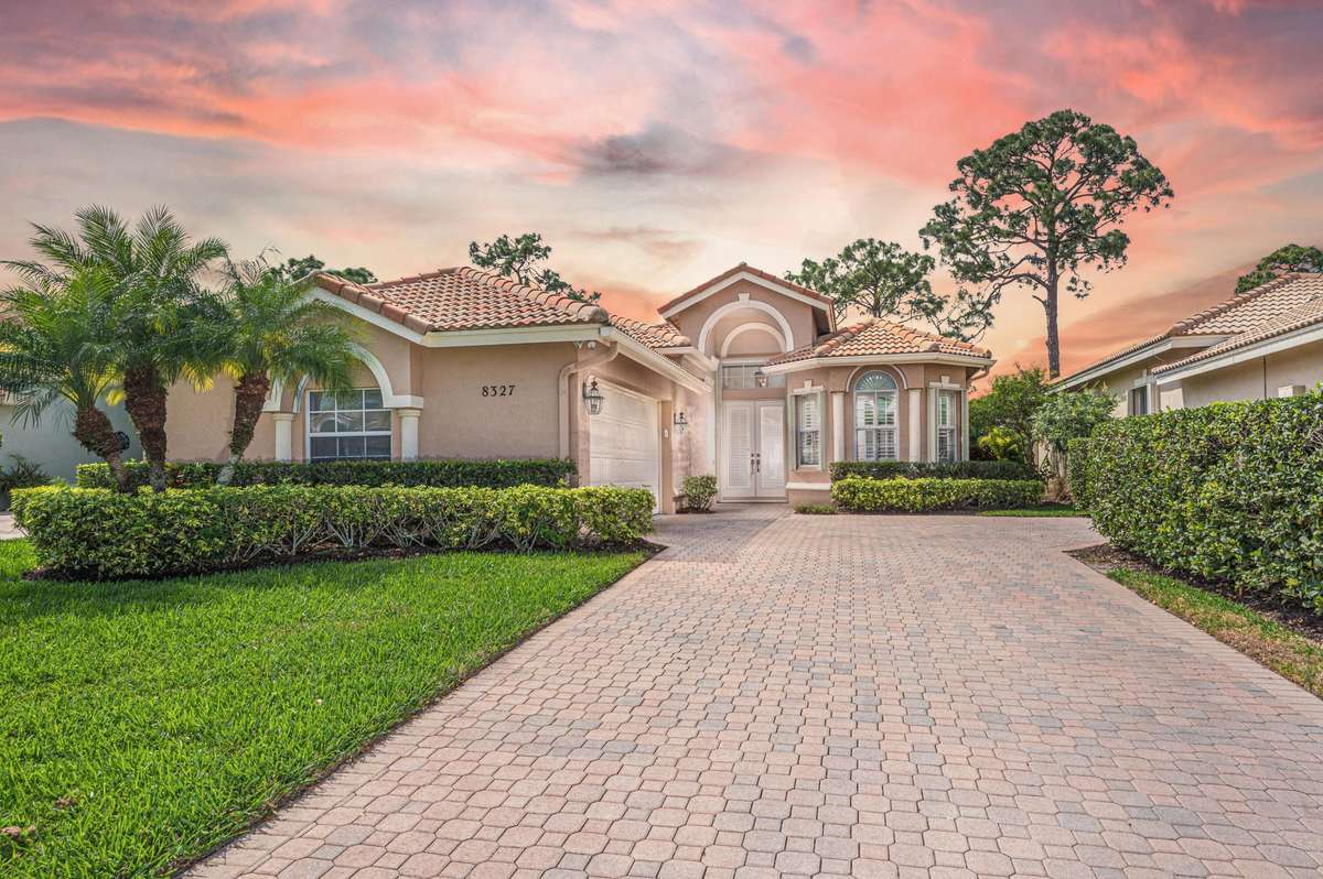 Port Saint Lucie, FL 34986,8327 Muirfield WAY