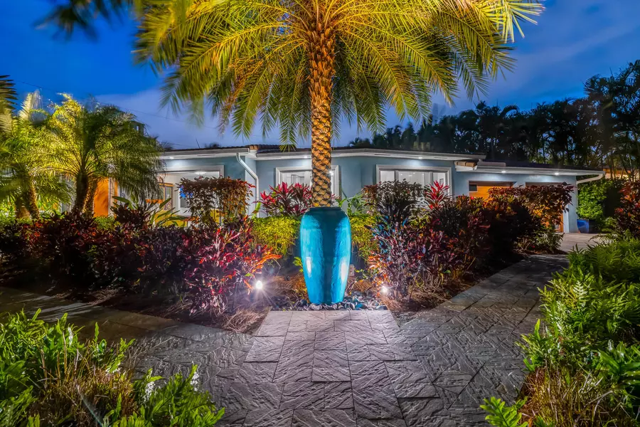 2024 Coral Gardens DR, Wilton Manors, FL 33306