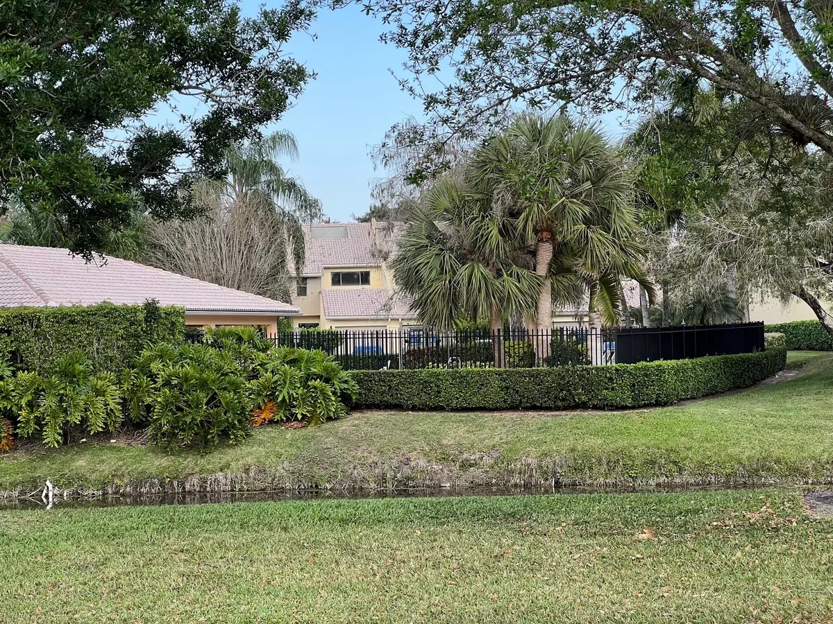 Wellington, FL 33414,1929 Canterbury CIR