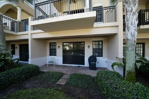 Tequesta, FL 33469,502 Del Sol CIR