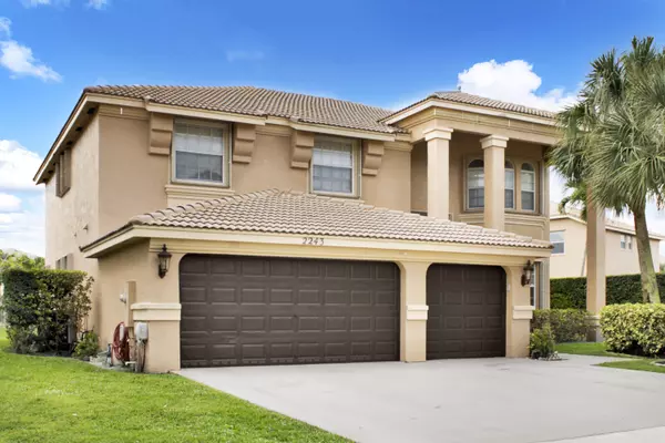 Royal Palm Beach, FL 33411,2243 Ridgewood CIR