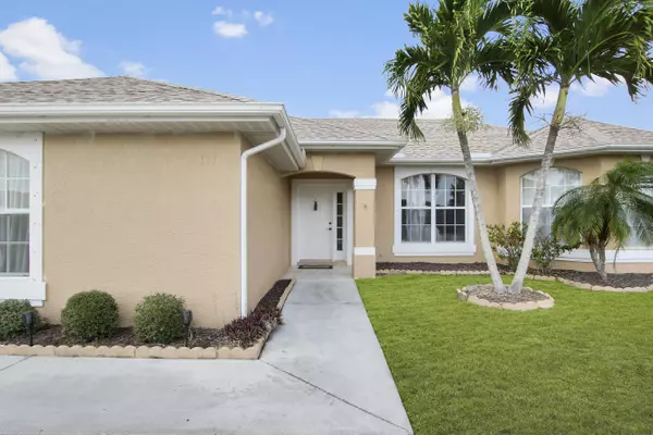 Port Saint Lucie, FL 34953,117 SW North Danville CIR