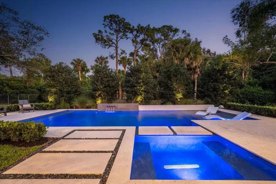 1257 Breakers West BLVD, West Palm Beach, FL 33411