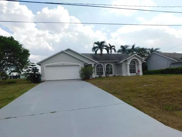 Port Saint Lucie, FL 34953,492 SW Dalton CIR