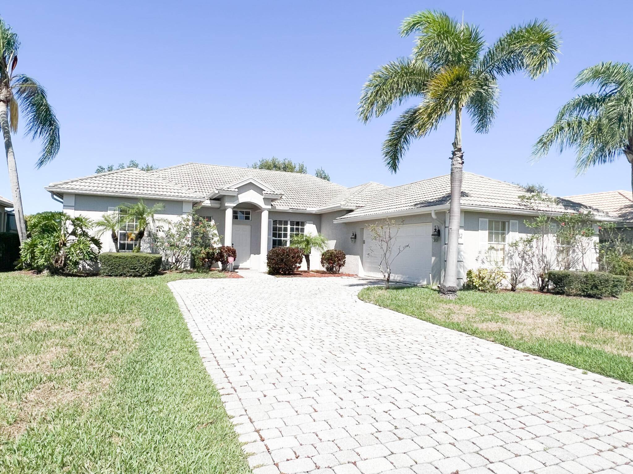 Port Saint Lucie, FL 34983,432 NW Canterbury CT