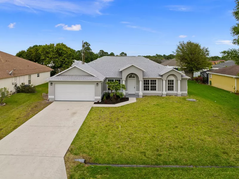 1431 SW Dimperio AVE, Port Saint Lucie, FL 34953