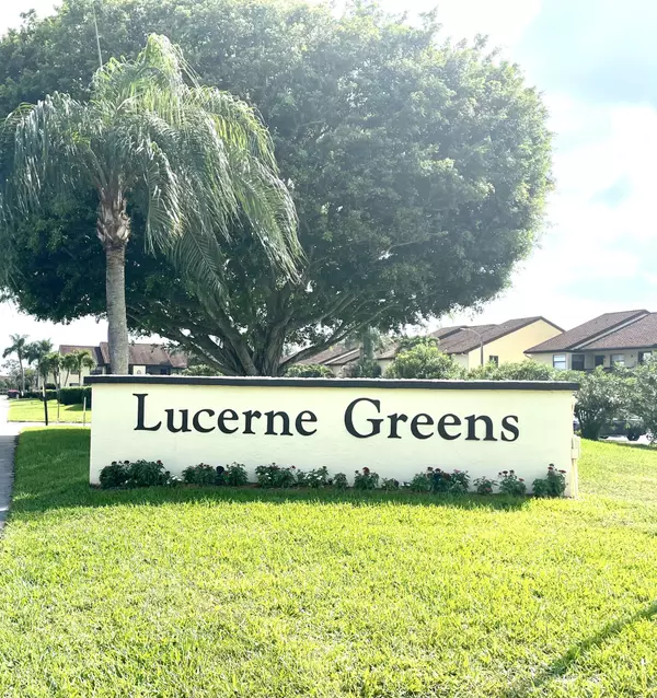 Lake Worth, FL 33467,4701 E Lucerne Lakes BLVD 201