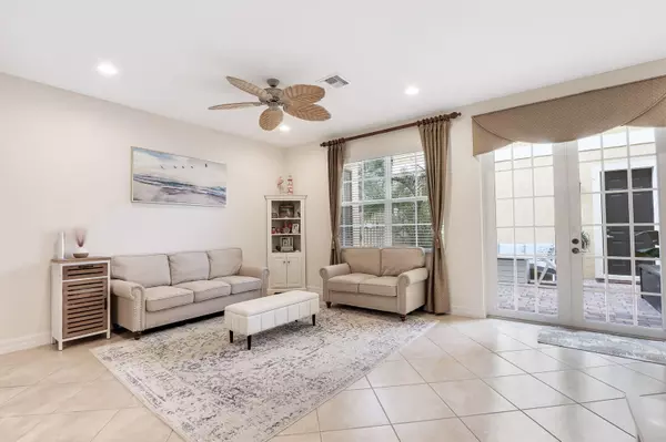 102 Tallow TRL Jupiter, FL 33458
